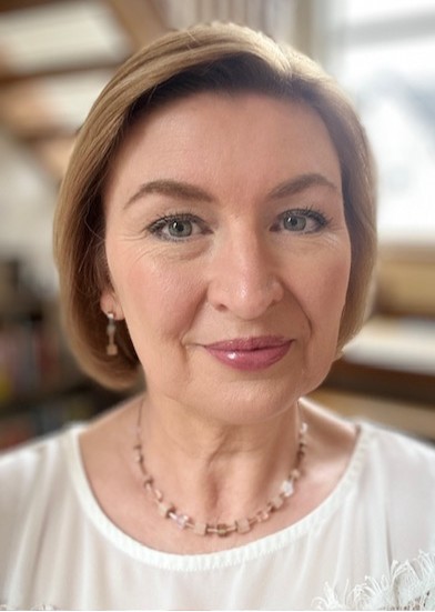Gillian Scott