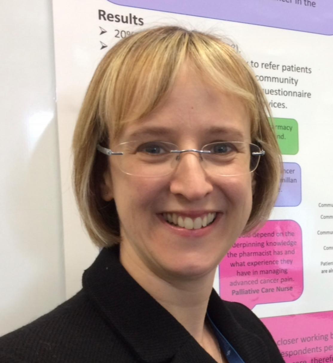 Dr Zoe Edwards
